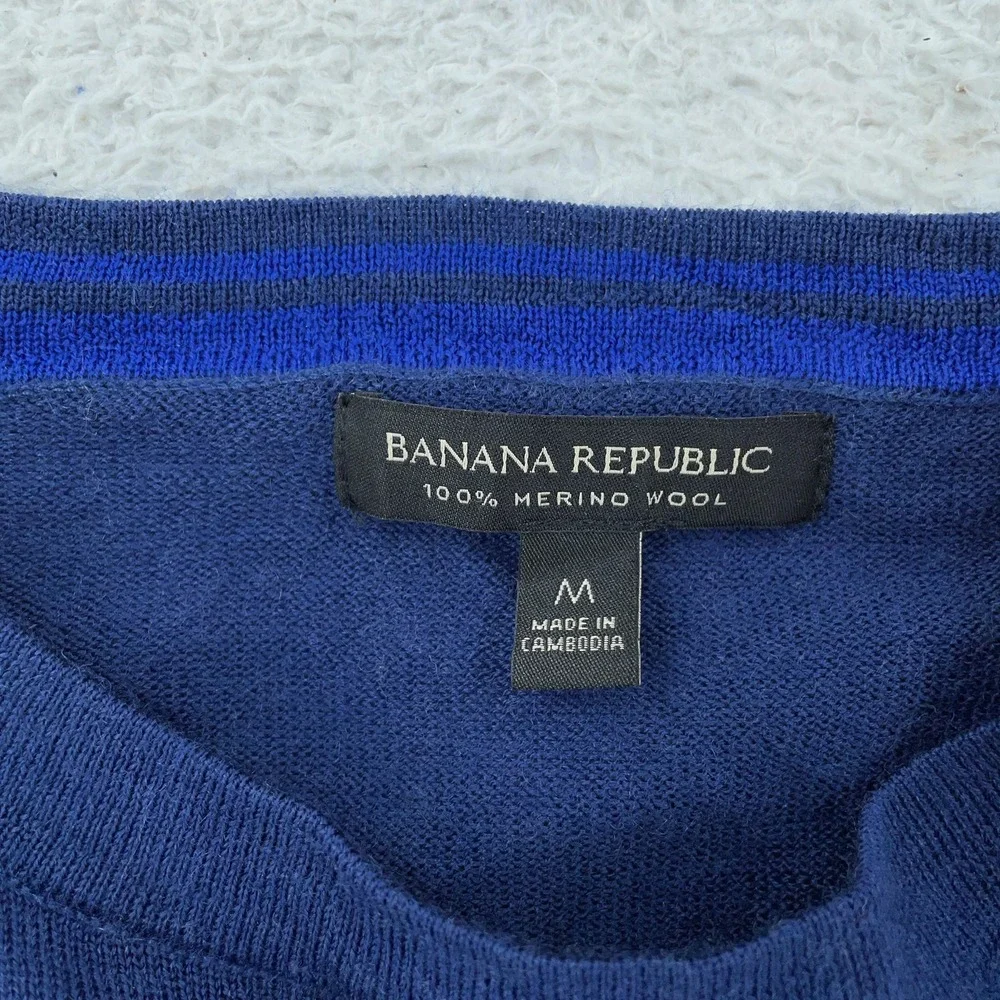 Banana Republic Sweater Mens Medium Blue 100%‎ Merino Wool Crewneck Lightweight